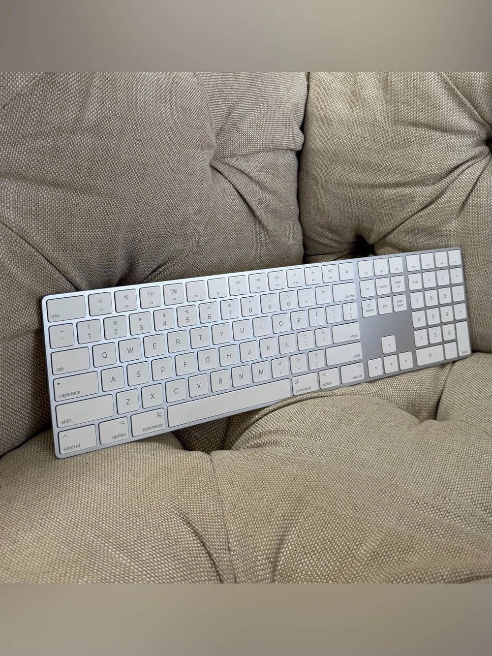 🍏Apple Magic Keyboard Wireless Model A1843 - Used